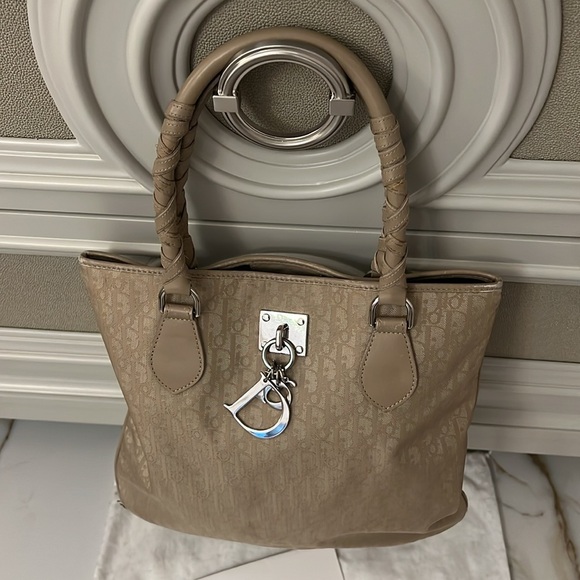Authentic Dior bag - Picture 6 of 16